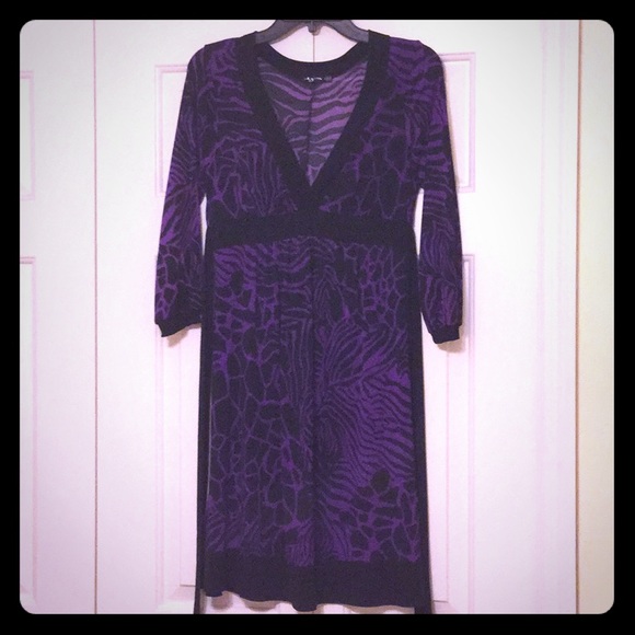 Purple and black dress - Picture 1 of 2